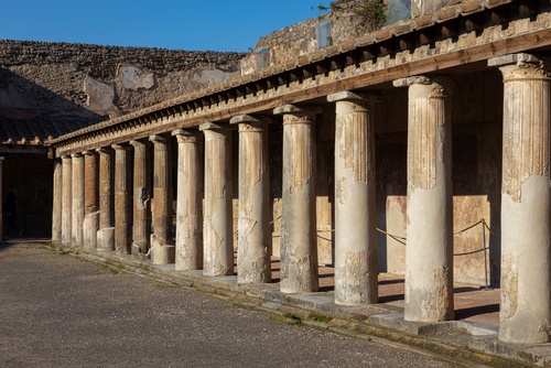 Pompeii Hours, Entrances, and Luggage: The Logistics Nobody Explains
