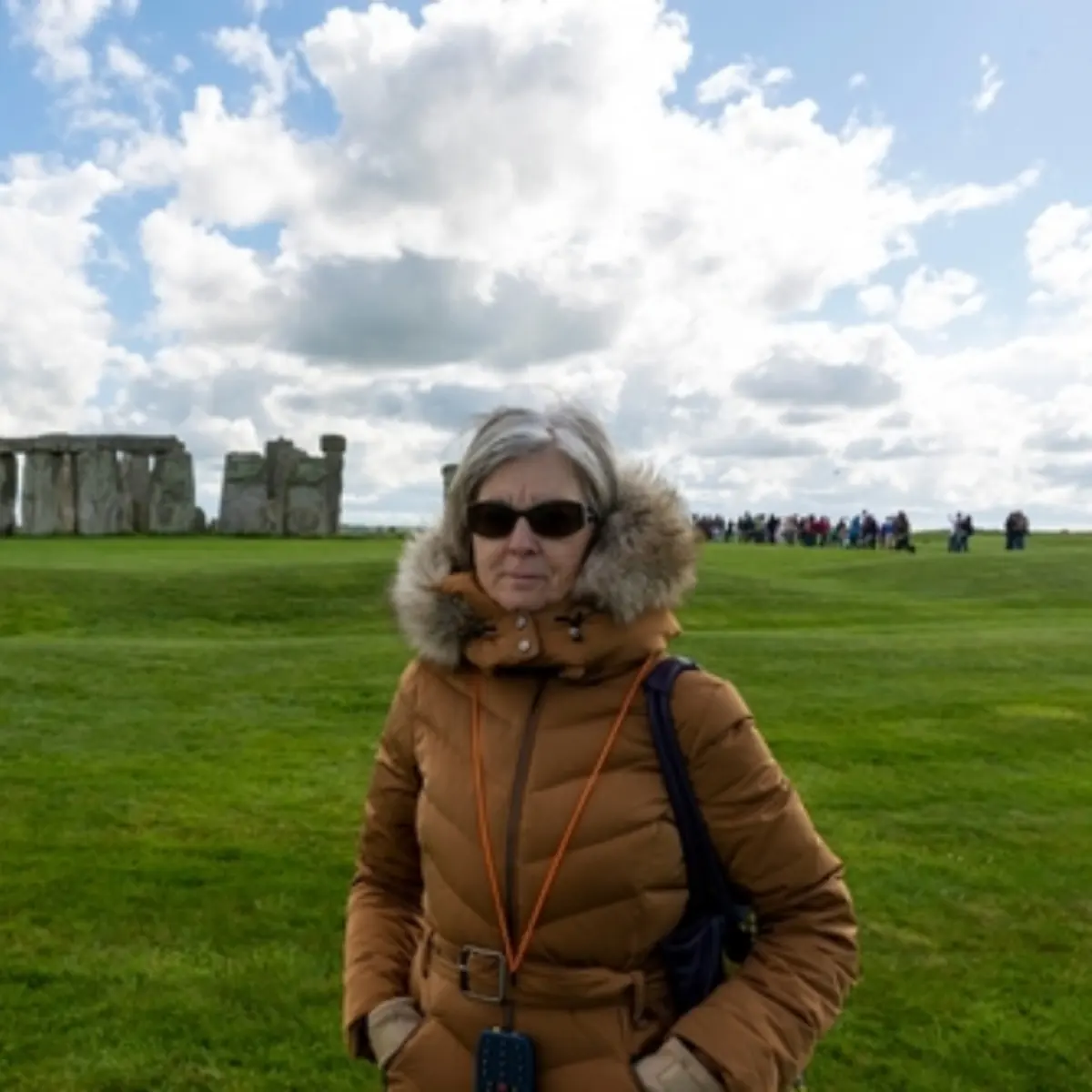 Linda R.