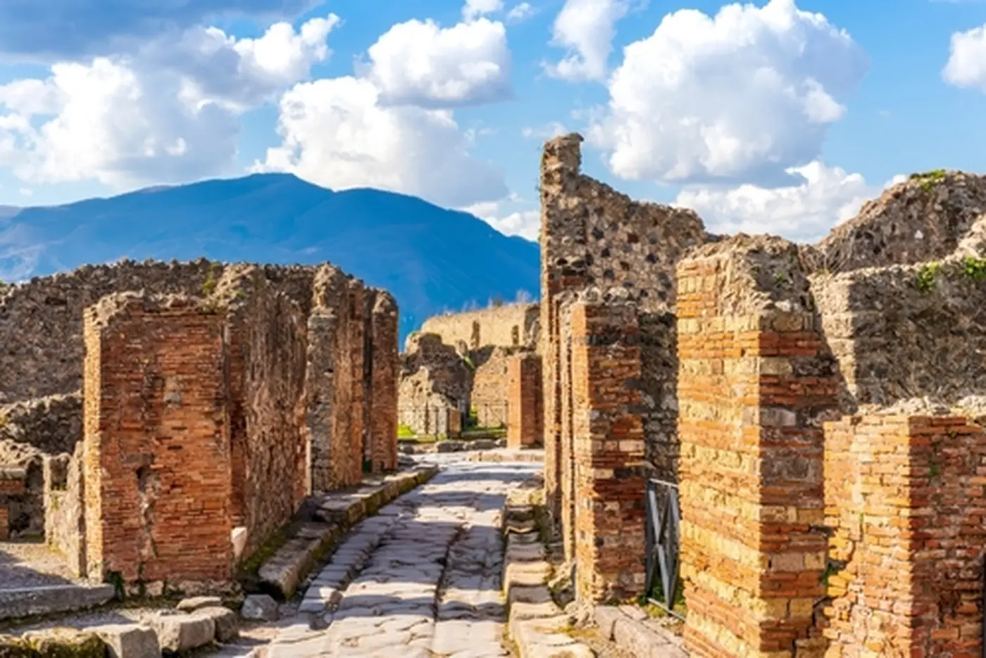pompeii ruins
